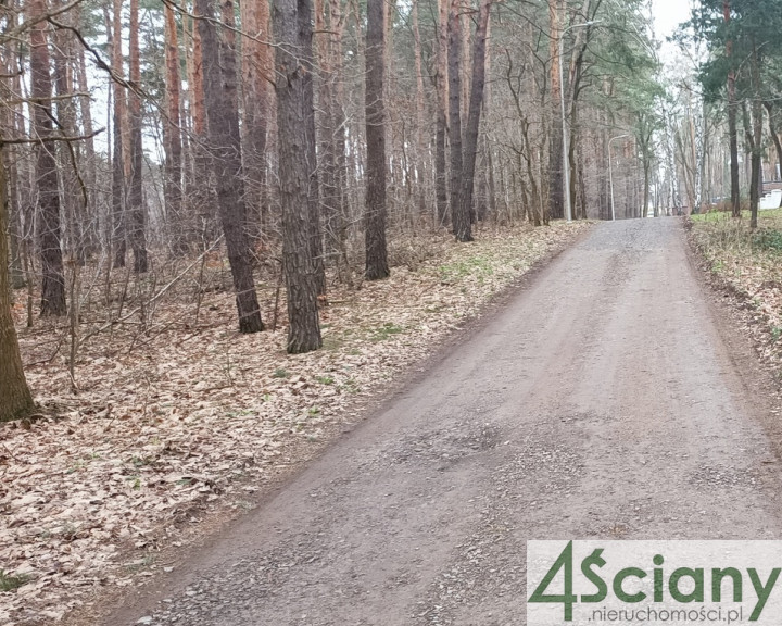 Działka Sprzedaż Sękocin-Las
